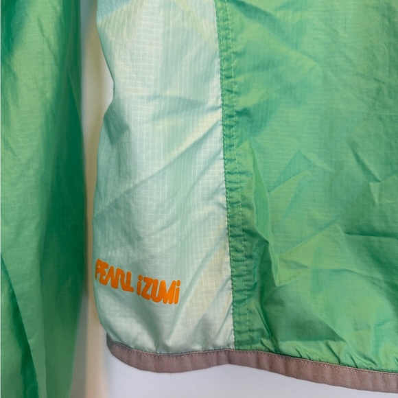 Pearl Izumi Lightweight Green Windbreaker Jacket: cycling, biking, athletic - Picture 5 of 5
